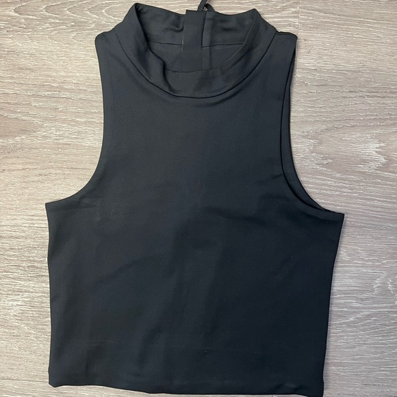 girlfriend collective Tops - Girlfriend Collective Freddie Crop